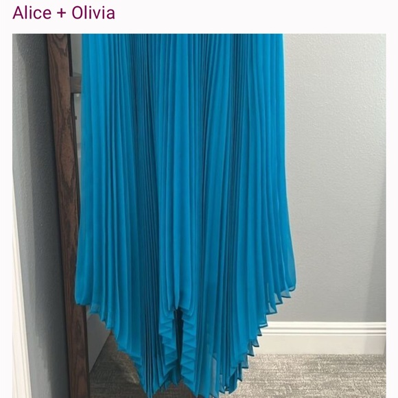 NWOT Alice + Olivia Blue Long Sleeve Pleated Dress - Picture 7 of 16